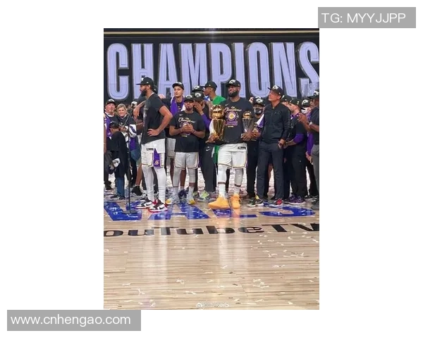 詹姆斯带领湖人豪取五连胜,力压快船登顶西部榜首